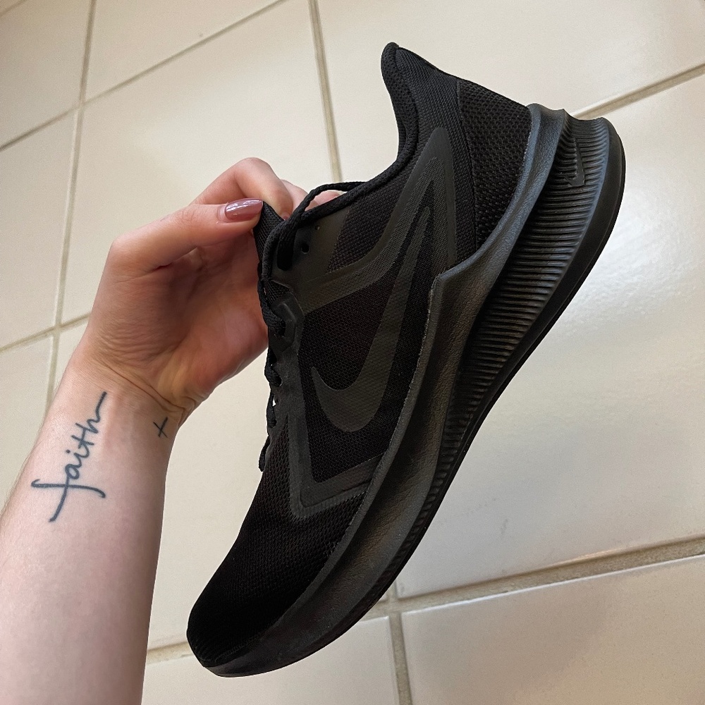 Nike Downshifter 10 Women’s Shoes